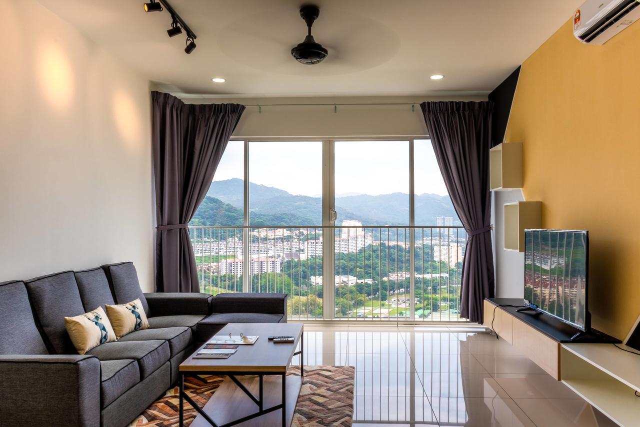 Southwest Island Suite By D Imperio Homestay Bayan Lepas Kültér fotó